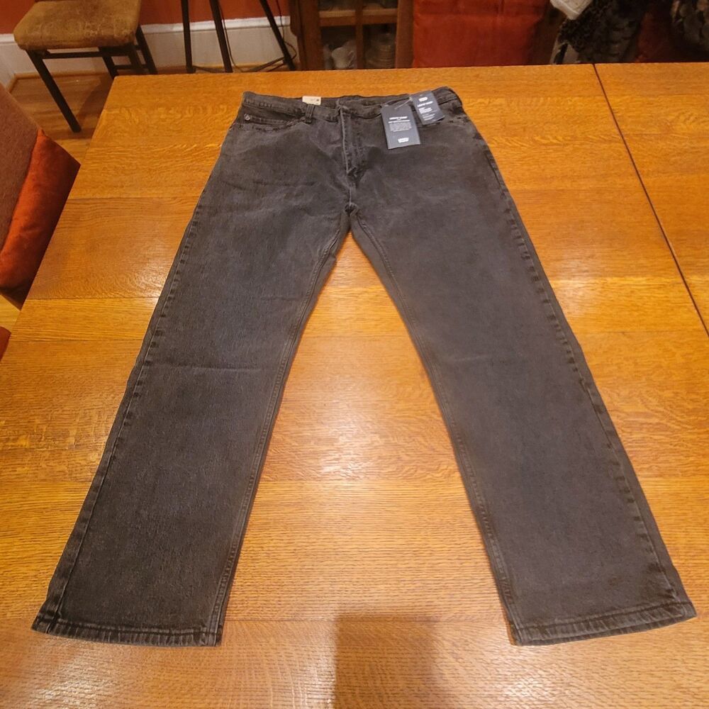 Levi's Ease 505 Men's Black Denim Stretch Jeans 40x30 NWT